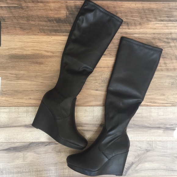 bamboo wedge boots